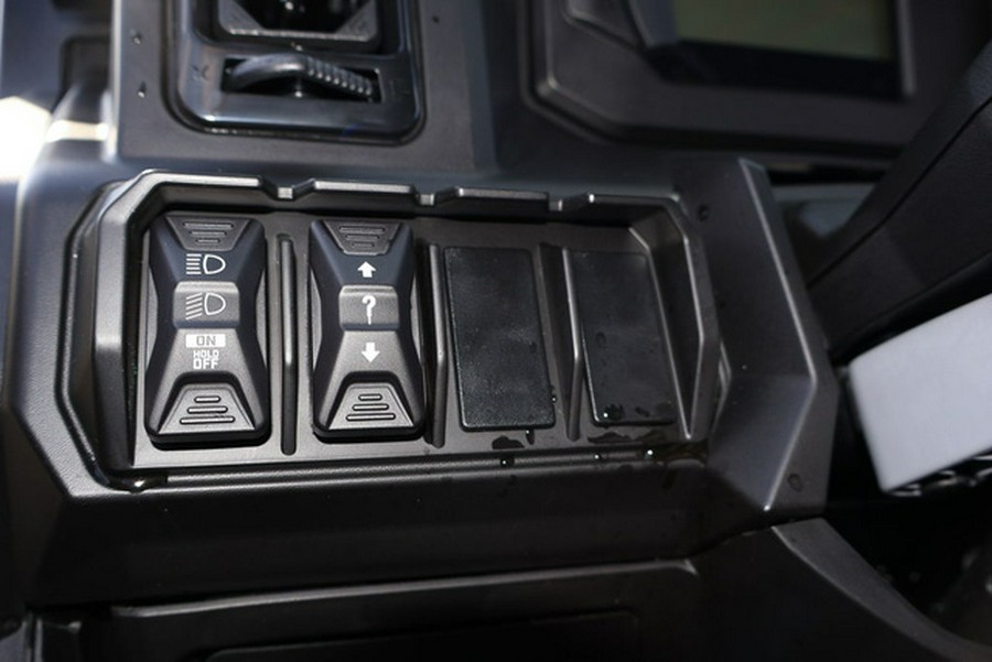 2026 Can-Am Defender MAX LONE STAR CAB HD11