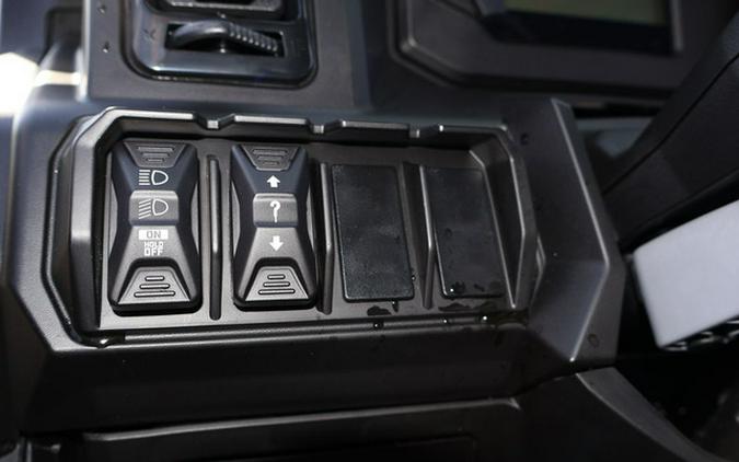 2026 Can-Am Defender MAX LONE STAR CAB HD11