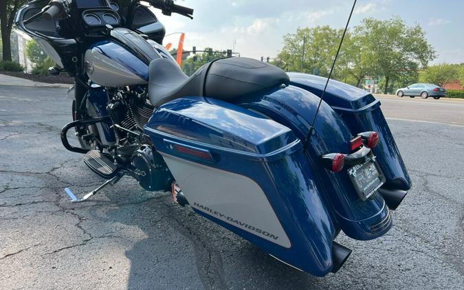 2023 FLTRXS Road Glide® Special In Billiard Blue / Billiard Gray