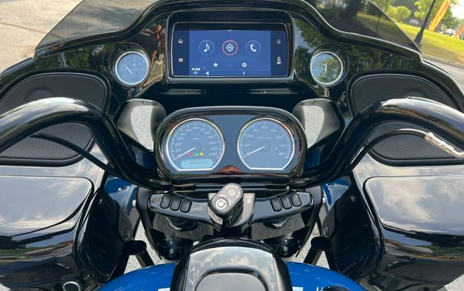 2023 FLTRXS Road Glide® Special In Billiard Blue / Billiard Gray