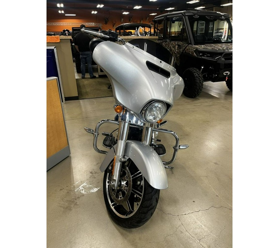 2014 Harley-Davidson Street Glide® Base