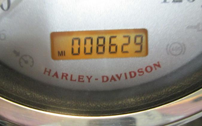 2009 Harley-Davidson® FXDC - Super Glide® Custom