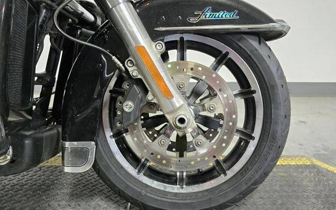 2016 Harley-Davidson® FLHTKL - Ultra Limited Low