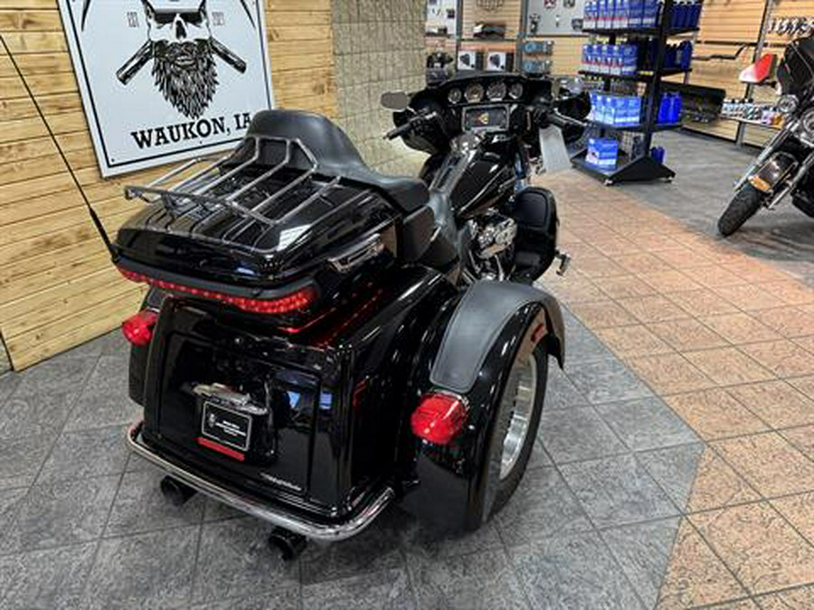 2017 Harley-Davidson Tri Glide® Ultra