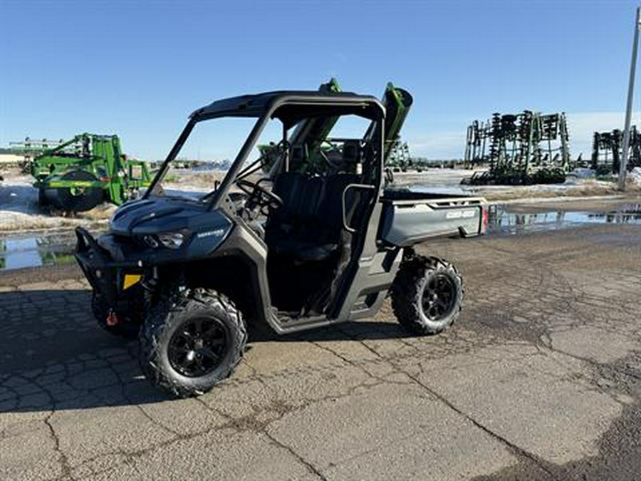 2026 Can-Am Defender XT HD9