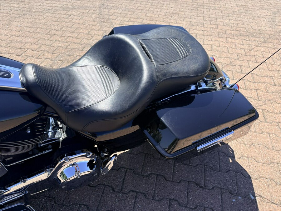 FLHX 2010 Street Glide®
