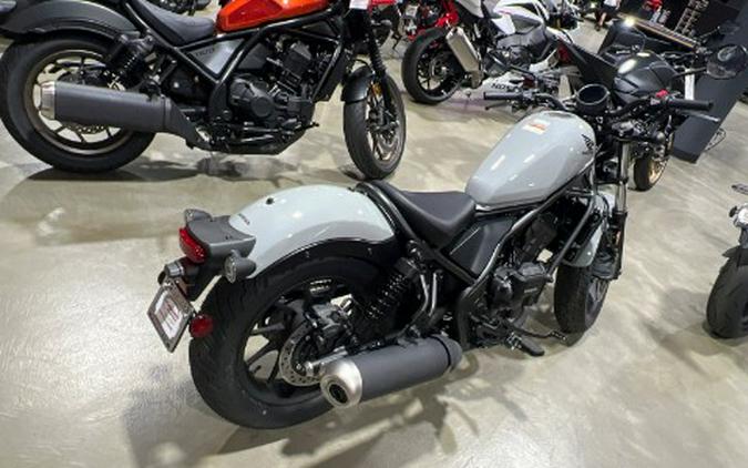 2026 Honda Rebel 300 E-Clutch