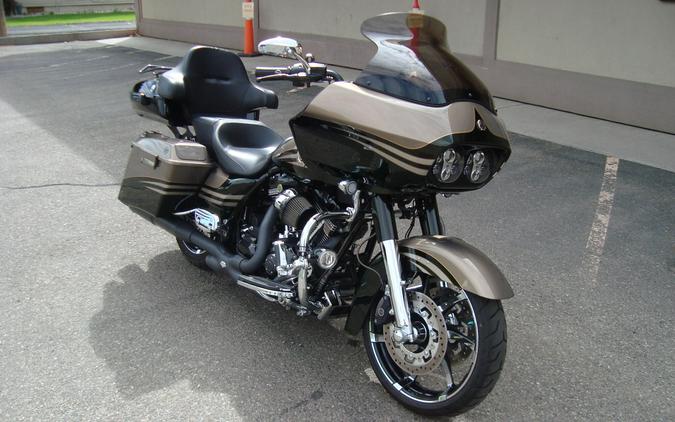 2013 Harley-Davidson® CVO™ Road Glide® Custom Roman Gold & Burnt Emerald with Edge Graphics