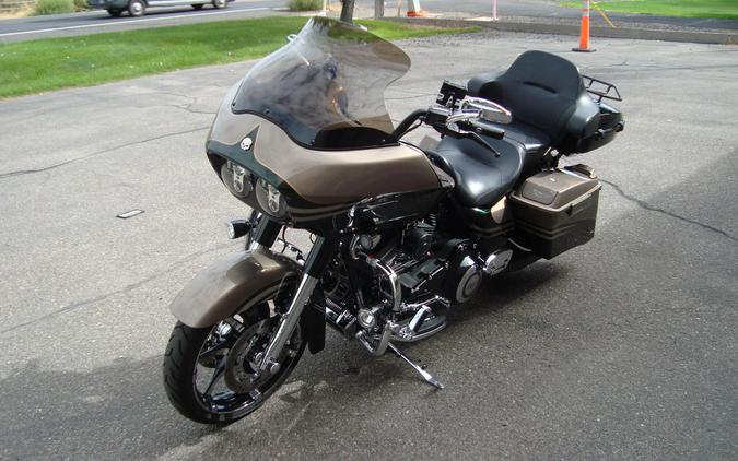 2013 Harley-Davidson® CVO™ Road Glide® Custom Roman Gold & Burnt Emerald with Edge Graphics