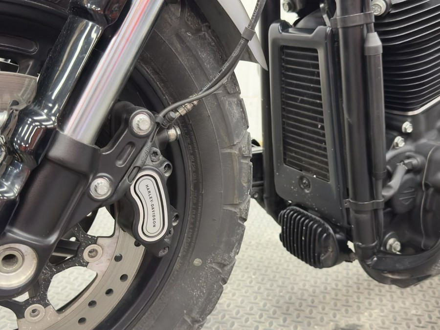 2018 Harley-Davidson Softail® Fat Bob® 114