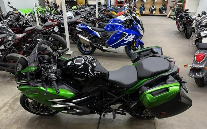 2025 Kawasaki NINJA H2® SX SE ABS