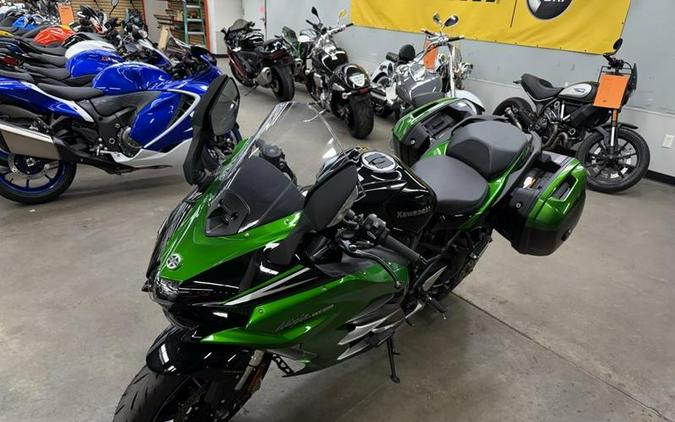 2025 Kawasaki NINJA H2® SX SE ABS