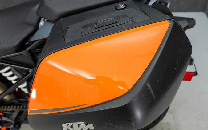 2023 KTM 1290 SUPER DUKE GT W/ABS