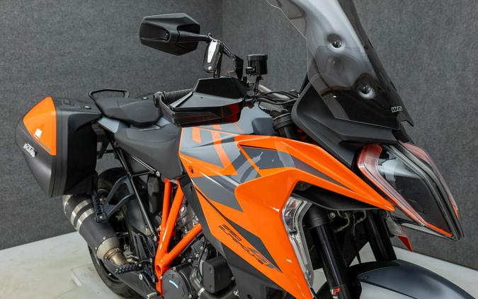 2023 KTM 1290 SUPER DUKE GT W/ABS