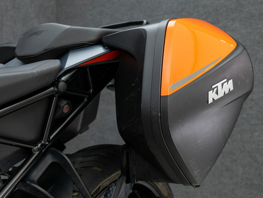 2023 KTM 1290 SUPER DUKE GT W/ABS