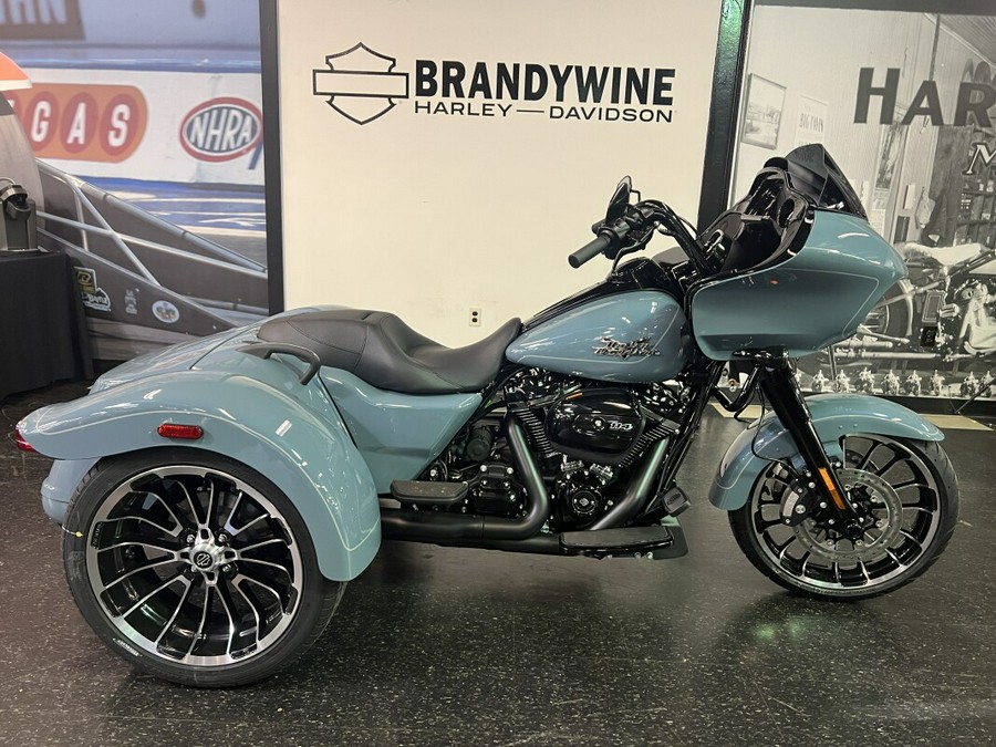 2024 Harley-Davidson Road Glide 3 Sharkskin Blue FLTRT