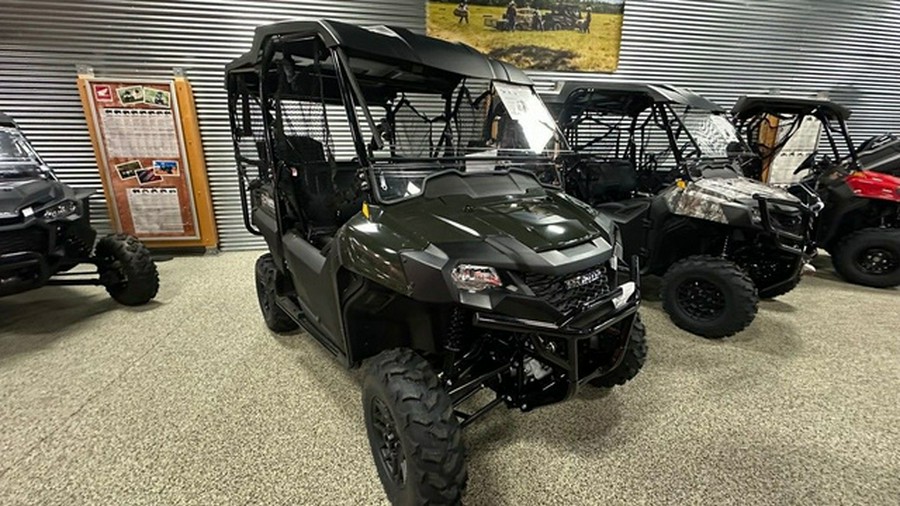 2026 Honda Pioneer 700-4 Deluxe