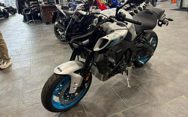 2025 Yamaha MT 10