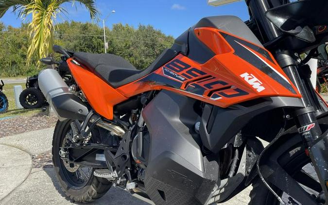 2022 KTM 890 Adventure