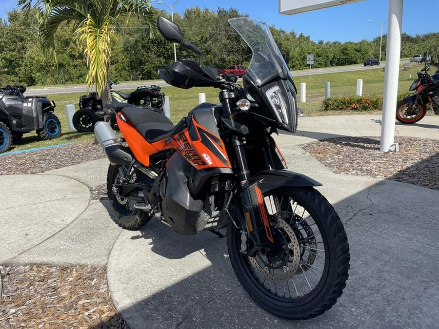 2022 KTM 890 Adventure