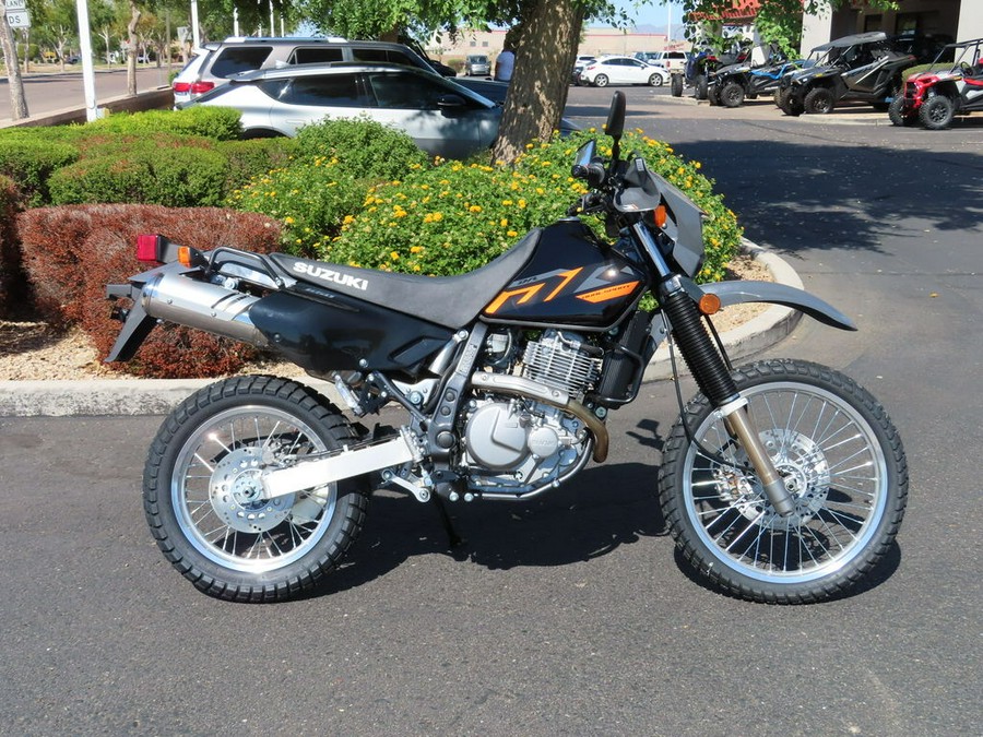 Protège-chaîne NICECNC Aluminium Pour Suzuki DR650S/SE 1996-2024 - Usinage CNC, Finition Sablée Noire, Neuf Sous Garantie