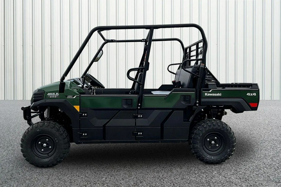 2026 BRP Mexico S.A. de C.V. SSV DEF MAX XTCAB 65 HD11 BK 26 XT CAB HD11