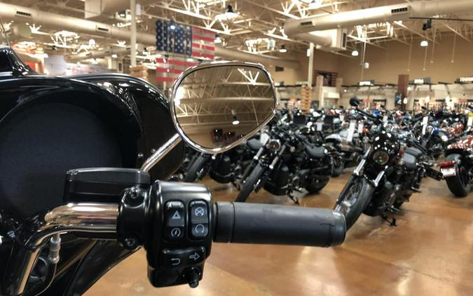 2019 Harley-Davidson® FLHTK - Ultra Limited