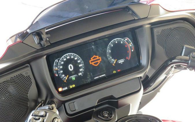 2025 Harley-Davidson FLHX - Street Glide