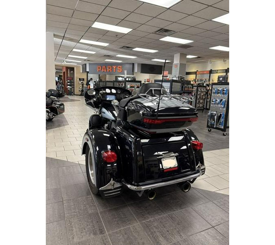 2019 Harley-Davidson® FLHTCUTG - Tri Glide® Ultra