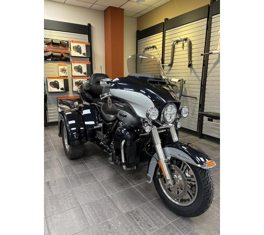 2019 Harley-Davidson® FLHTCUTG - Tri Glide® Ultra