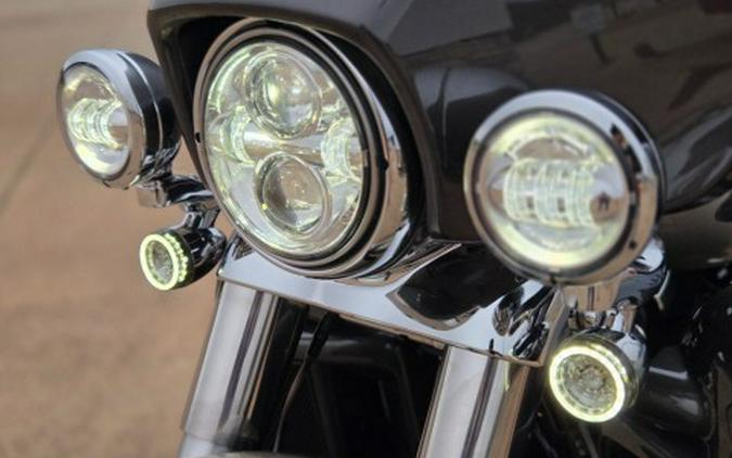 2023 Harley-Davidson Tri Glide® Ultra