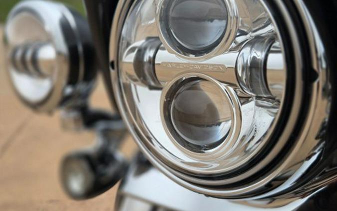 2023 Harley-Davidson Tri Glide® Ultra