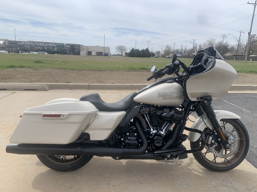 2023 Harley-Davidson Road Glide ST