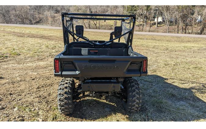 2024 Honda Pioneer 1000 Deluxe