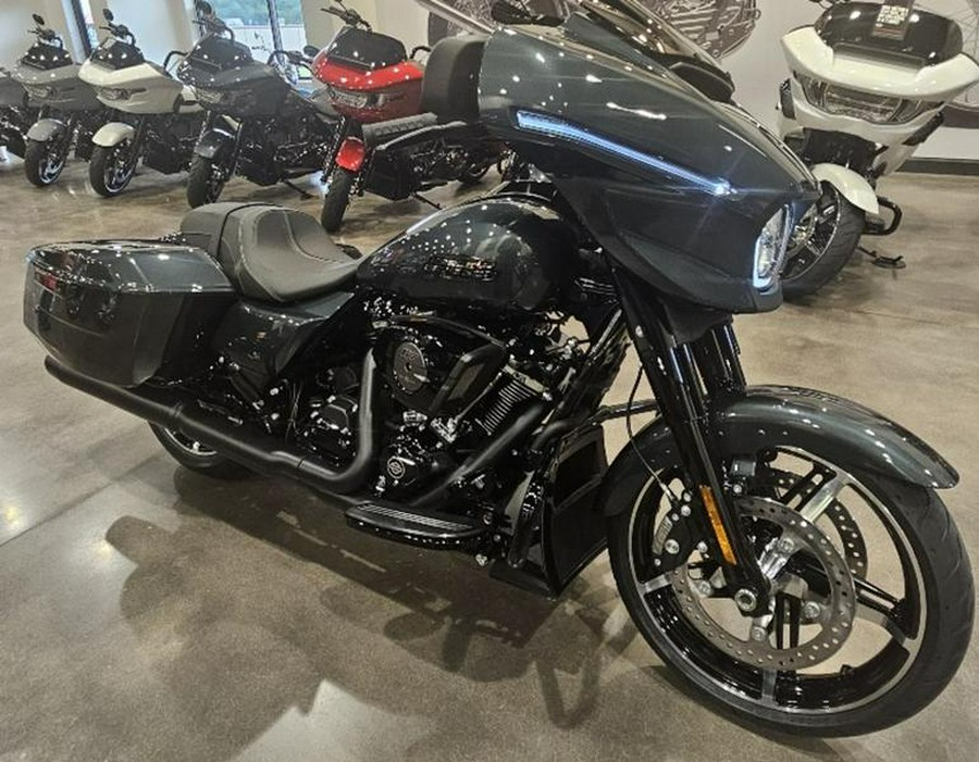 2025 Harley-Davidson® FLHX - Street Glide®