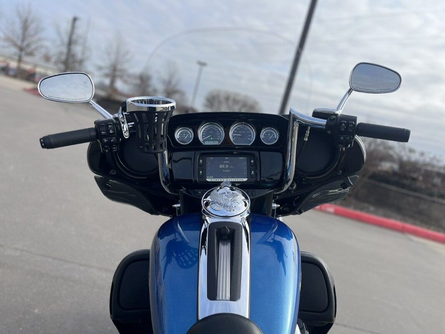 2014 Harley-Davidson® Ultra Limited FLHTK DAYTONA BLUE 643994