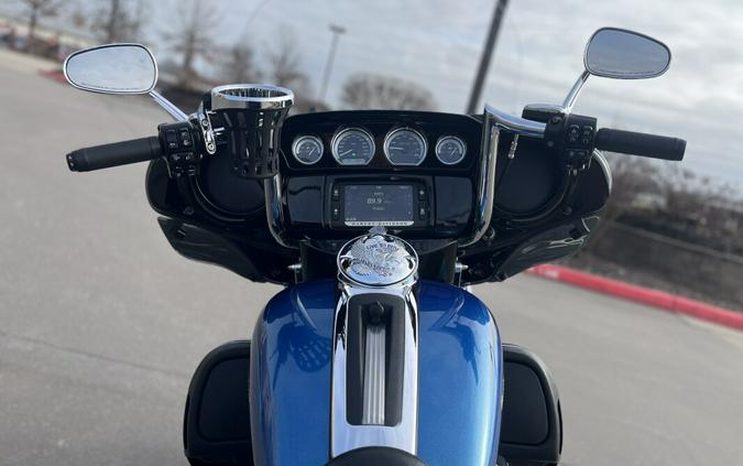 2014 Harley-Davidson® Ultra Limited FLHTK DAYTONA BLUE 643994