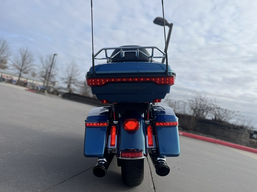 2014 Harley-Davidson® Ultra Limited FLHTK DAYTONA BLUE 643994