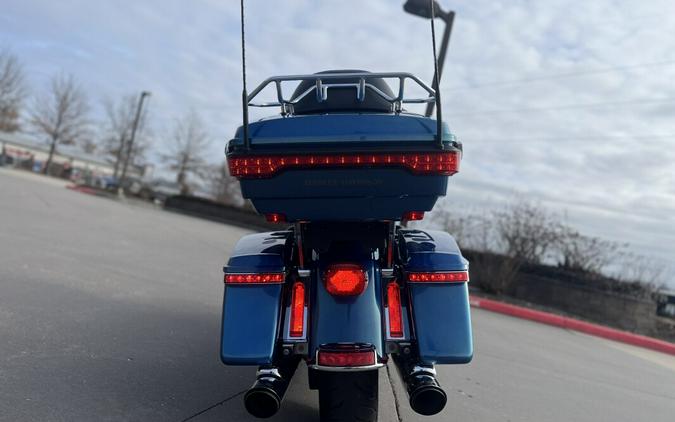 2014 Harley-Davidson® Ultra Limited FLHTK DAYTONA BLUE 643994