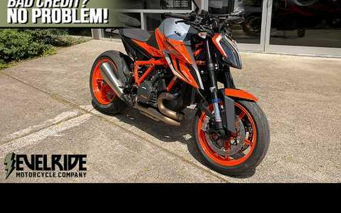 2022 KTM 1290 Super Duke R EVO