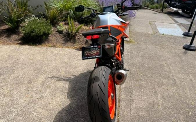 2022 KTM 1290 Super Duke R EVO
