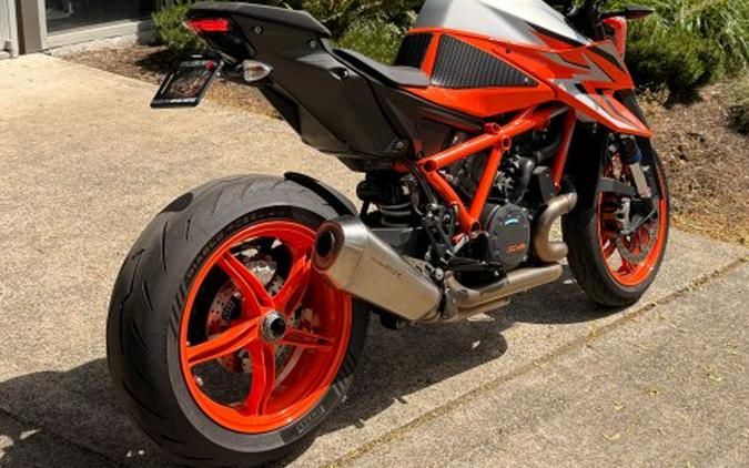 2022 KTM 1290 Super Duke R EVO