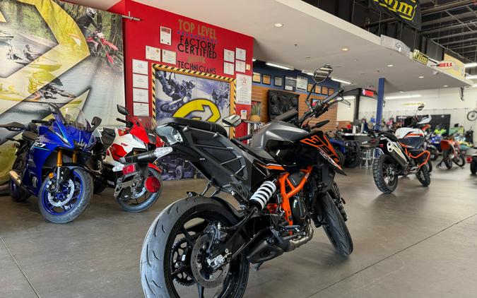 2026 KTM 390 Duke