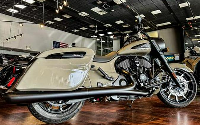 2023 Indian Motorcycle Springfield® Dark Horse®