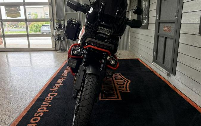 2024 Harley-Davidson® RA1250SE - CVO™ Pan America®