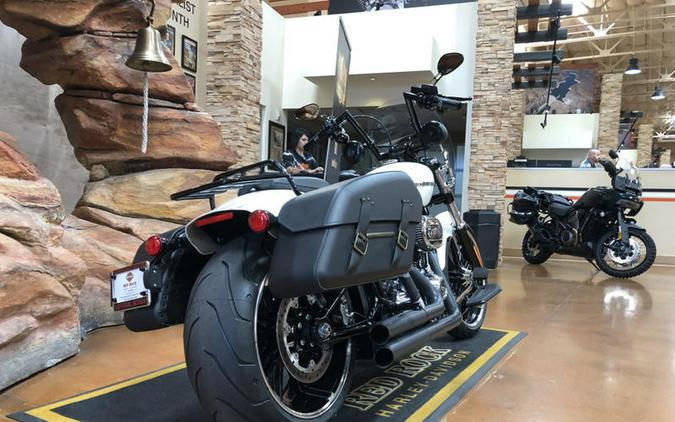 2019 Harley-Davidson® FXBRS - Softail® Breakout® 114