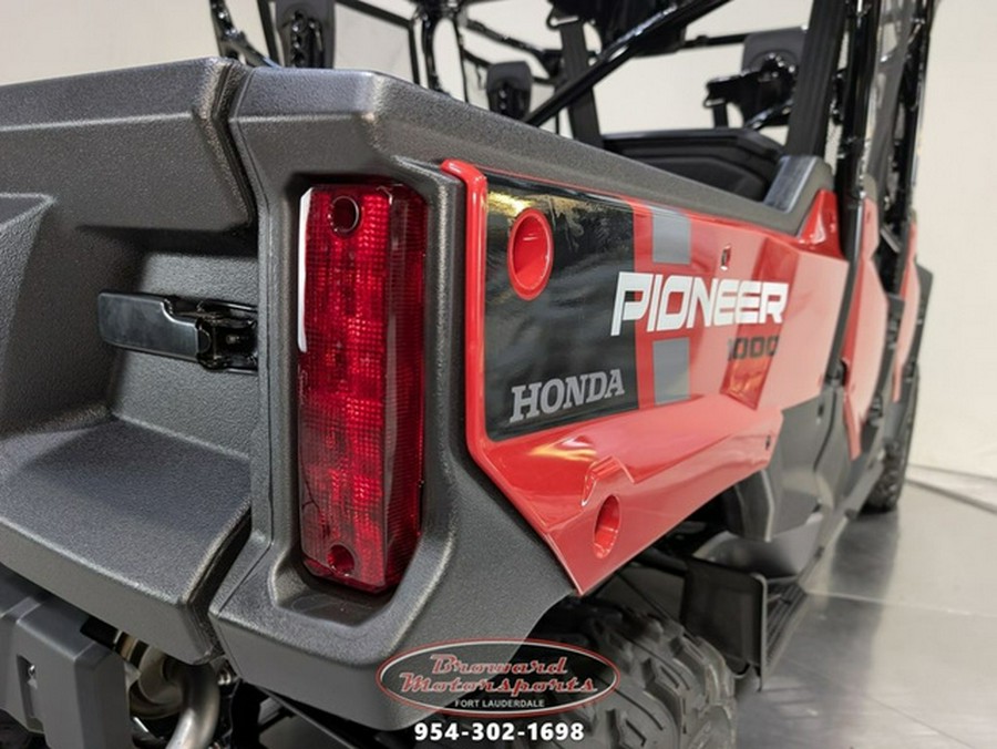 2025 Honda Pioneer 1000-6 Deluxe Crew