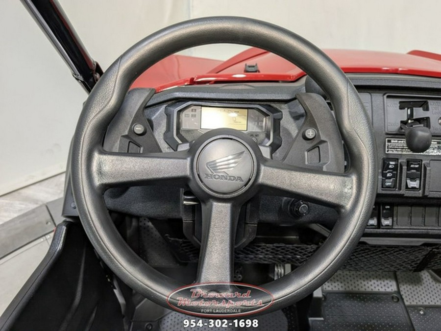 2025 Honda Pioneer 1000-6 Deluxe Crew