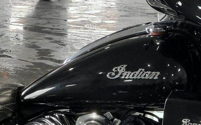 2017 Indian Motorcycle® Roadmaster® Thunder Black