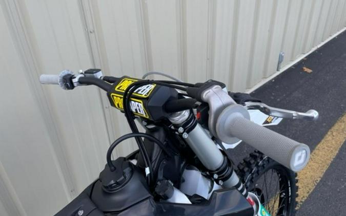 2023 Husqvarna® FC 450 Rockstar Edition